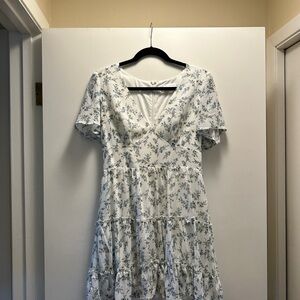 Lulu's So True White Floral Print Tiered Short Sleeve Midi Dress
